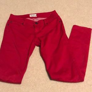 Red skinny jeans